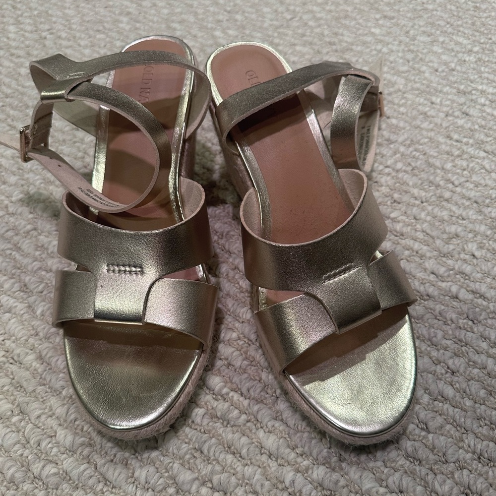 Old Navy Metallic Gold Women's Strappy Sandals